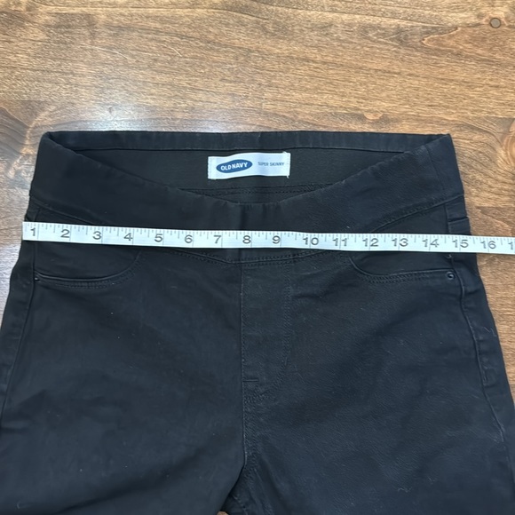 Old Navy pull on black super skinny jeans - Picture 4 of 7
